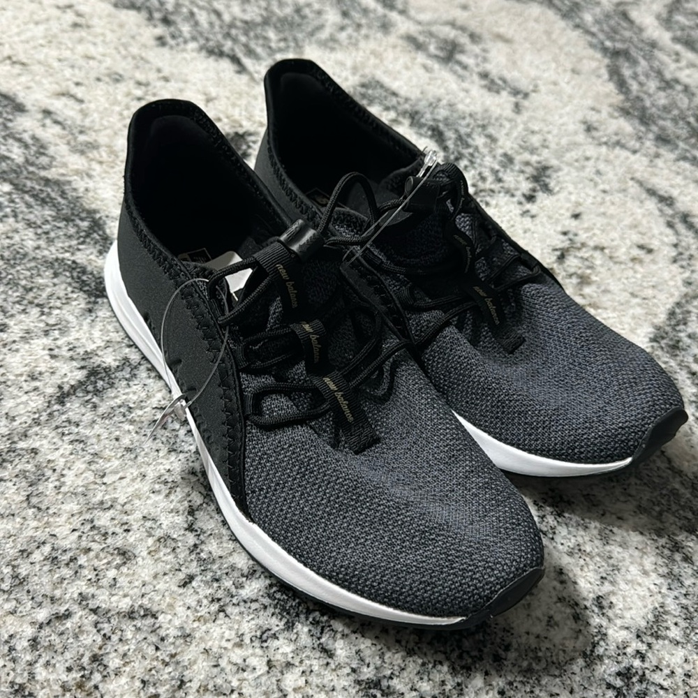 NWT NB memory sole sneakers